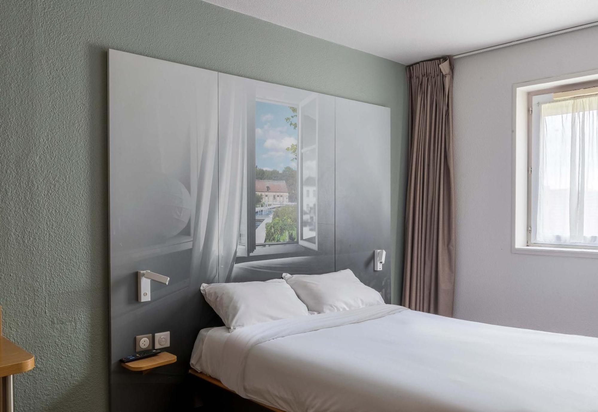 B&B Hotel Troyes Saint-Parres-Aux-Tertres Екстер'єр фото