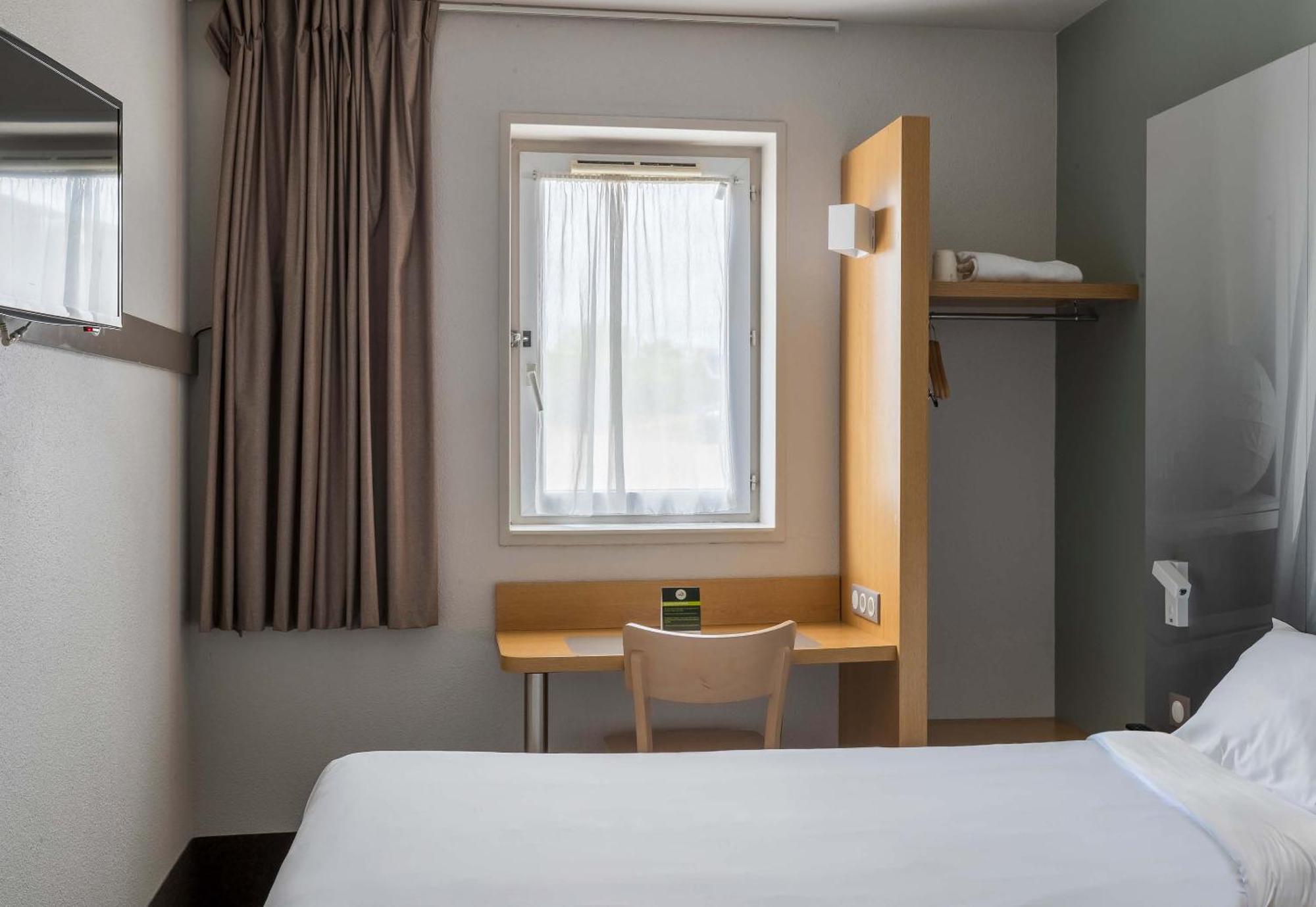 B&B Hotel Troyes Saint-Parres-Aux-Tertres Екстер'єр фото