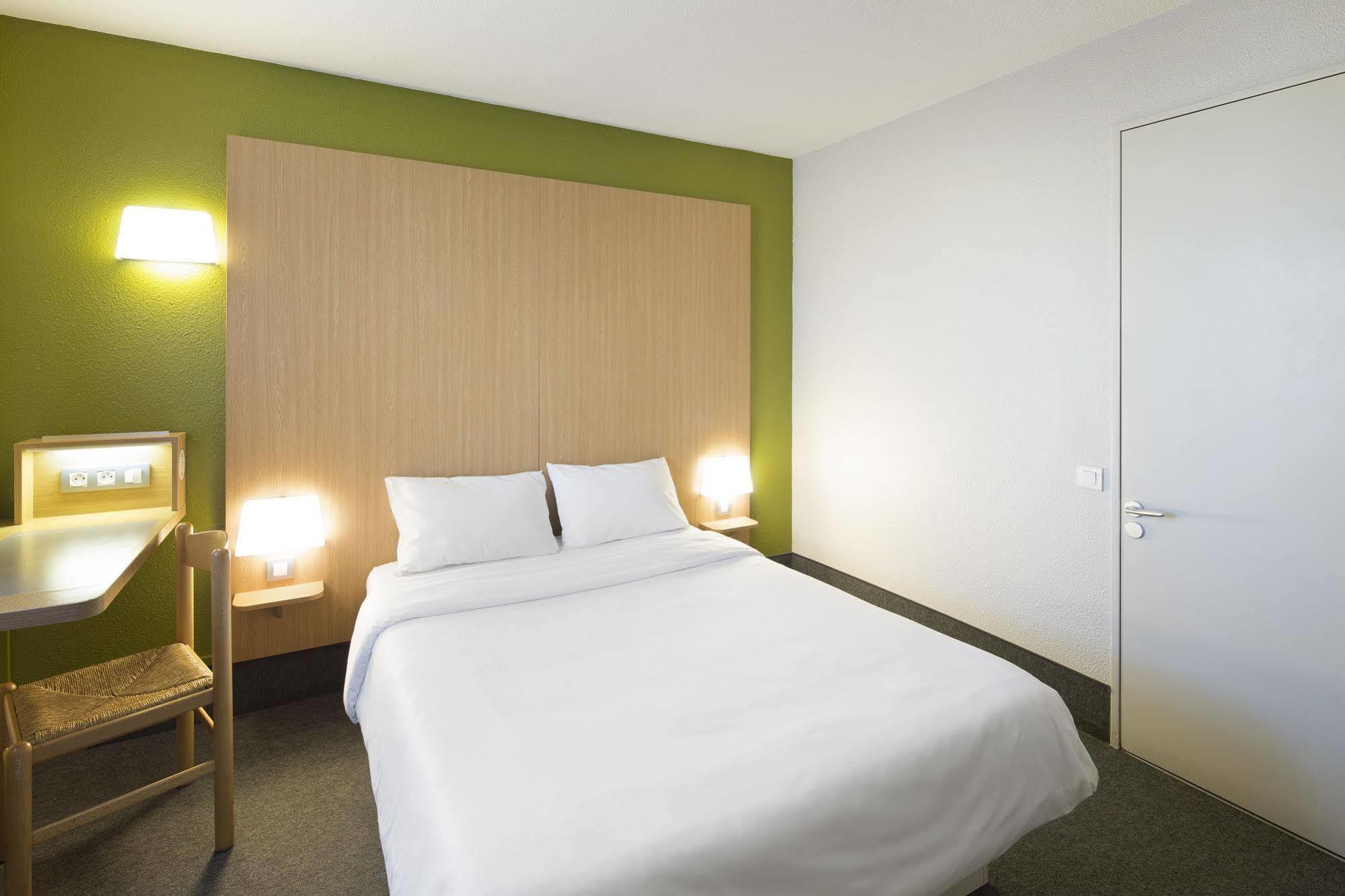 B&B Hotel Troyes Saint-Parres-Aux-Tertres Екстер'єр фото